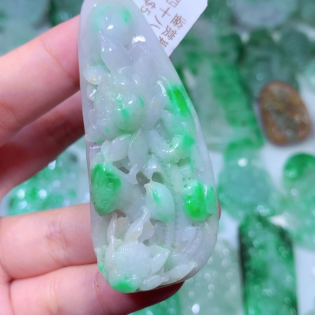 翡翠未镶嵌吊坠(不含链)