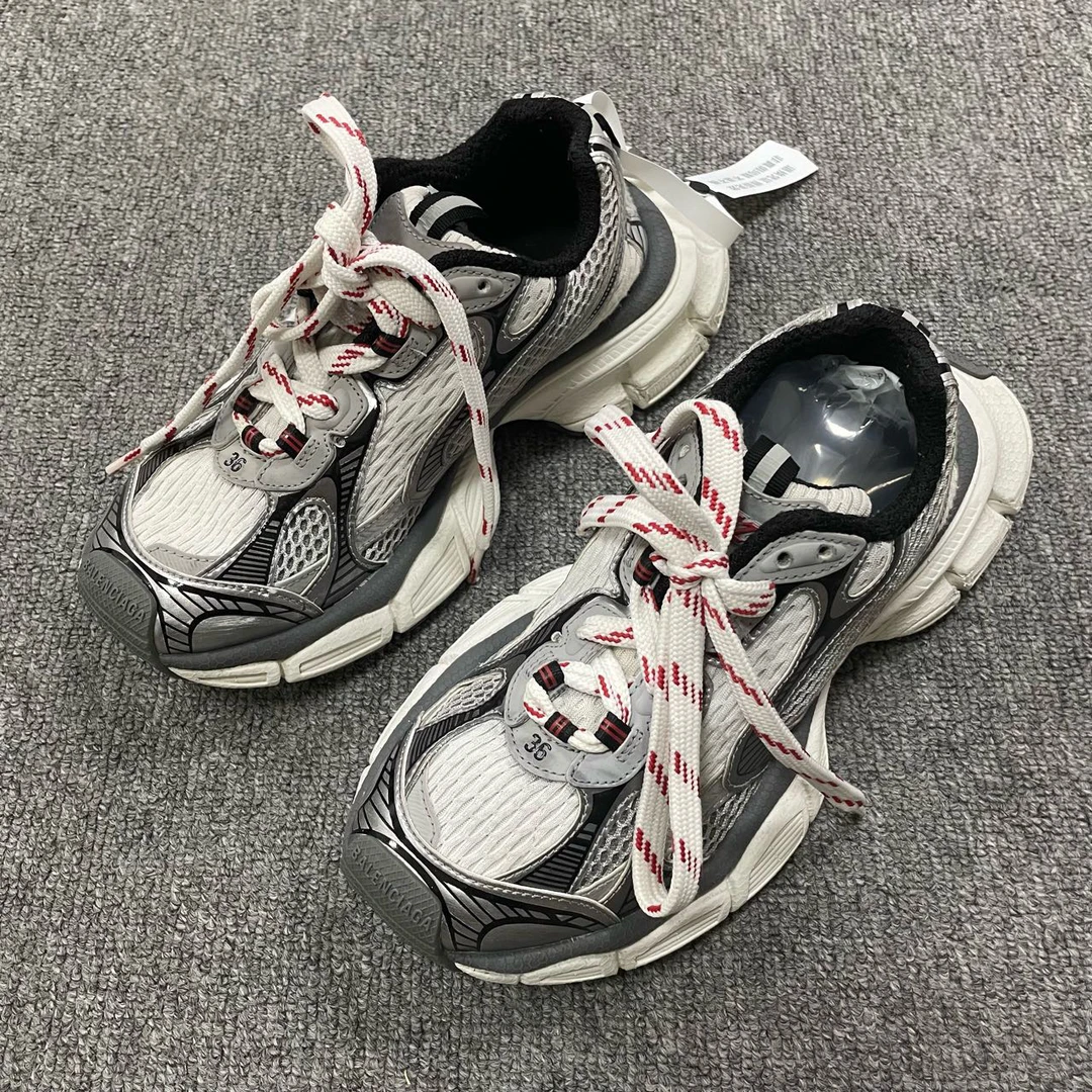 Balenciaga/巴黎世家 透气低帮耐磨老爹鞋  36码/3057