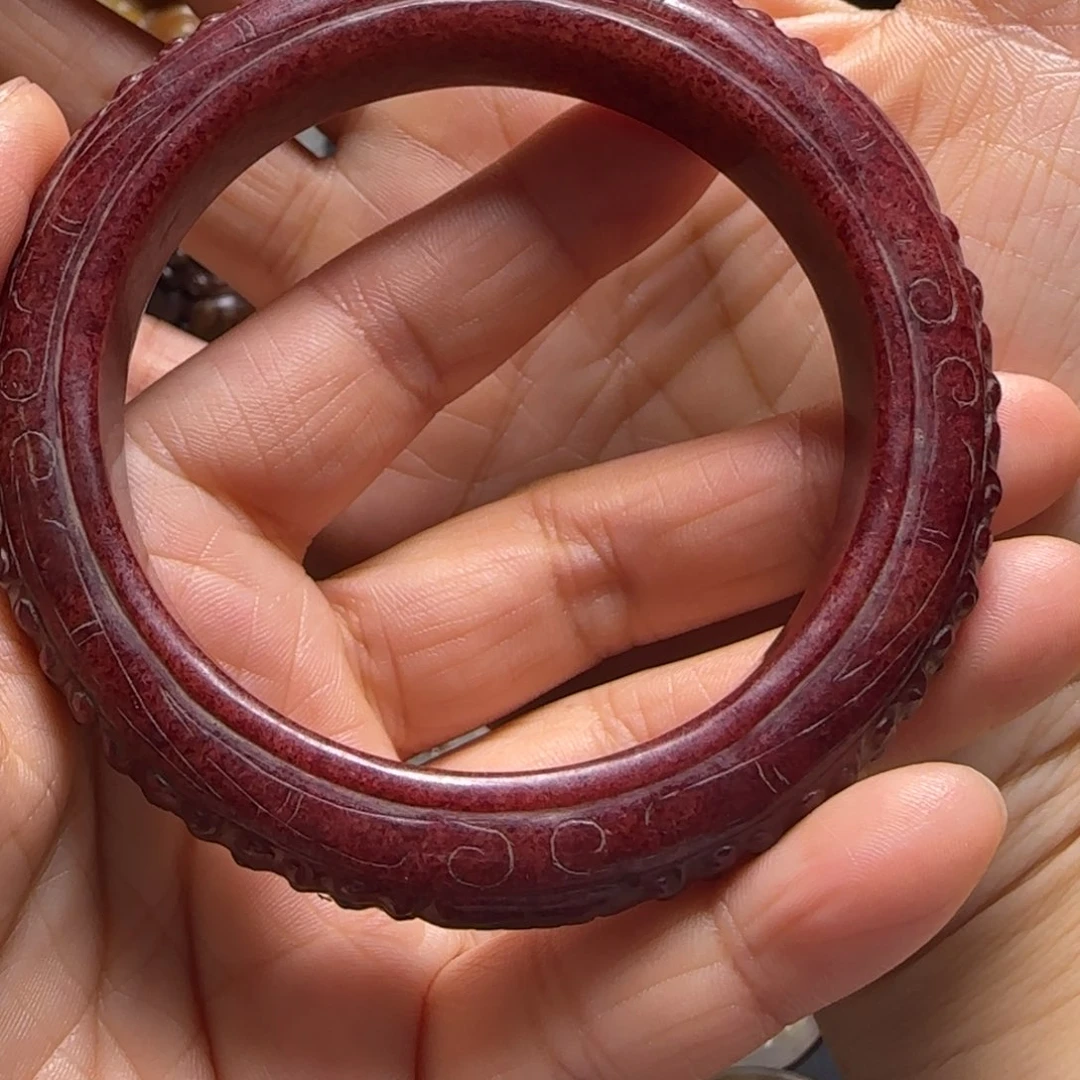 和田玉颈饰未镶嵌王*人