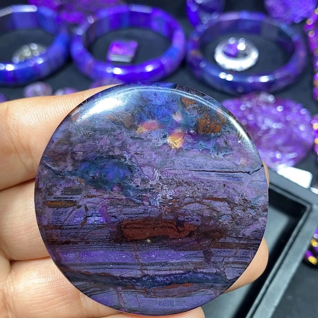 苏纪石（舒俱来）未镶嵌南非老矿舒俱来蓝紫圆牌