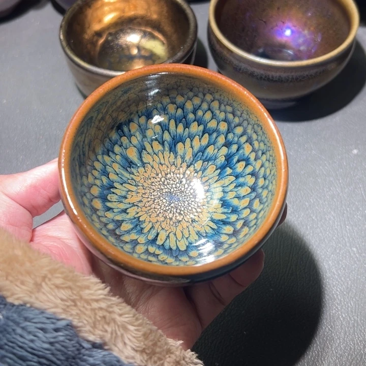 茶盏我们是有共同话题有