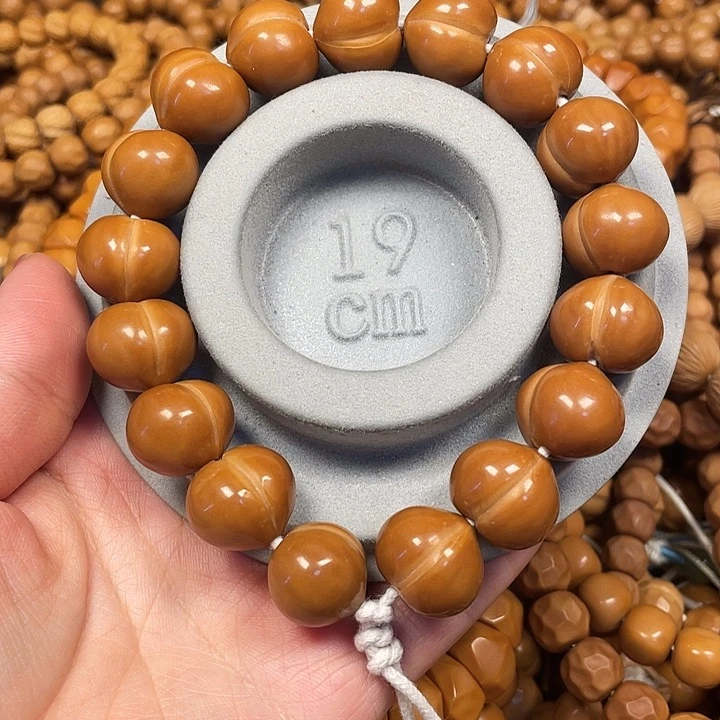 木全品大屁桃17➕流苏。