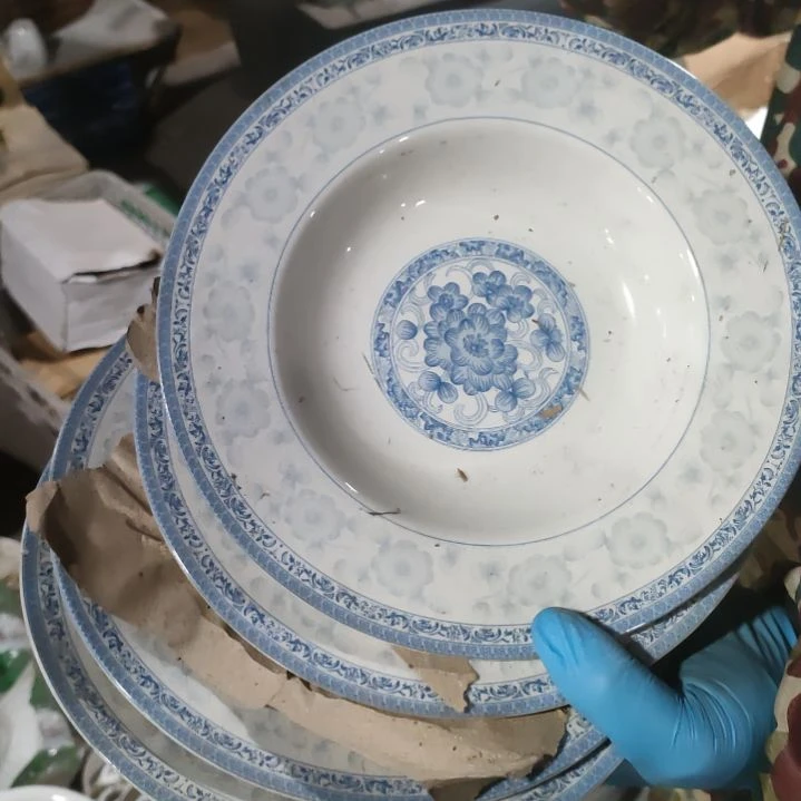 摆件陶瓷盘子碗啥都有