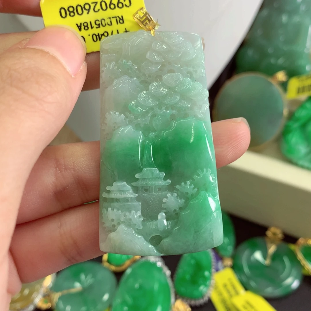 吊坠(不含链)18K金镶嵌翡翠