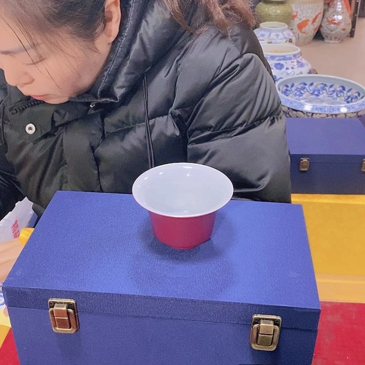 瓷片广****院瓷器等行业都有着