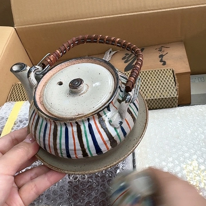 耘瓷器。  瓷器。    。
