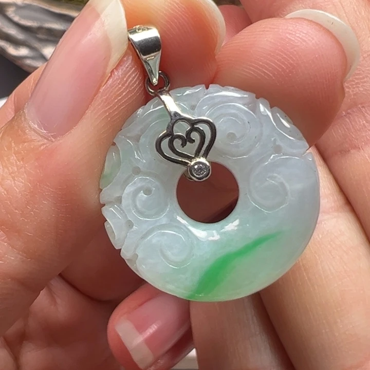翡翠银S925镶嵌颈饰甜甜圈吊坠