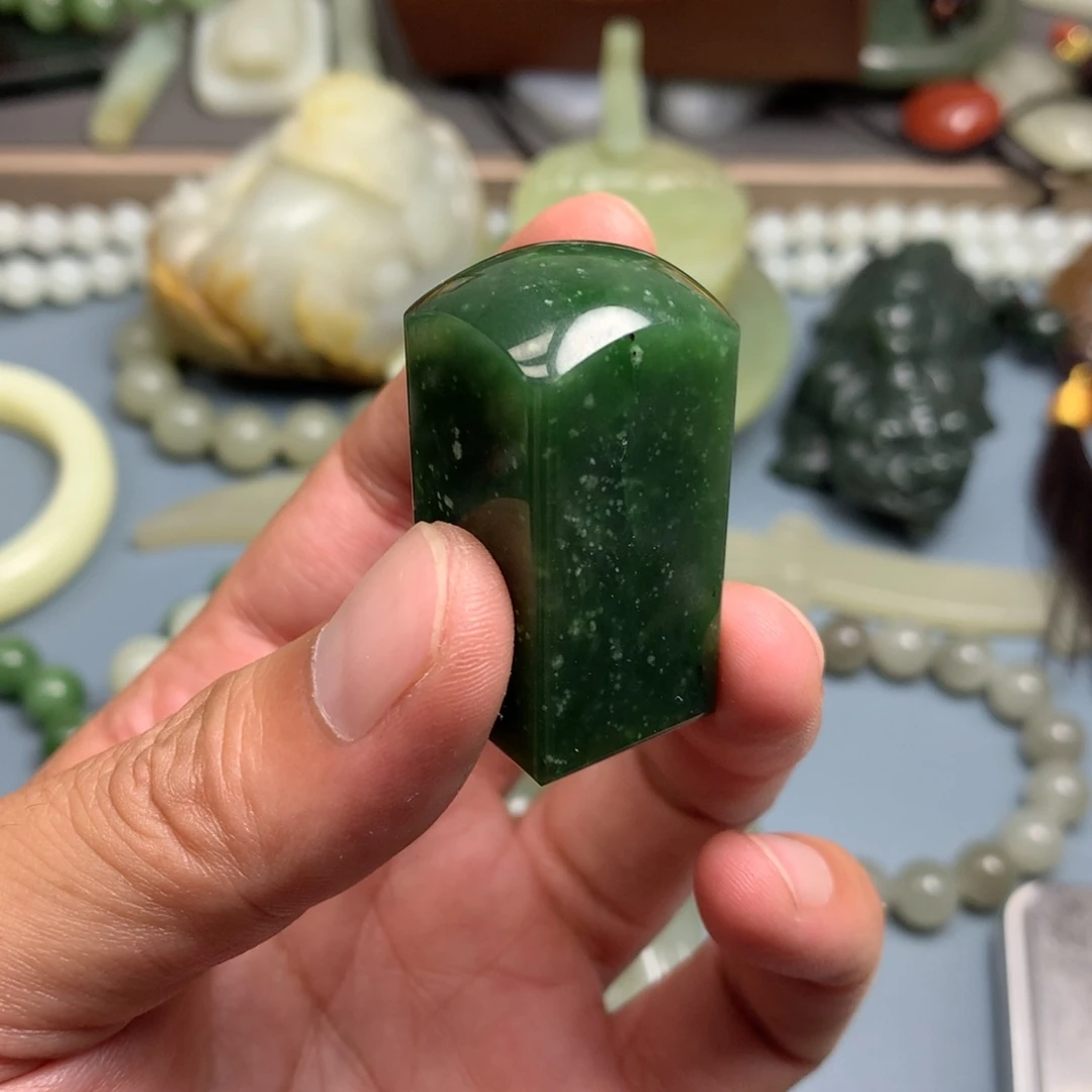 和田玉未镶嵌把件永**X