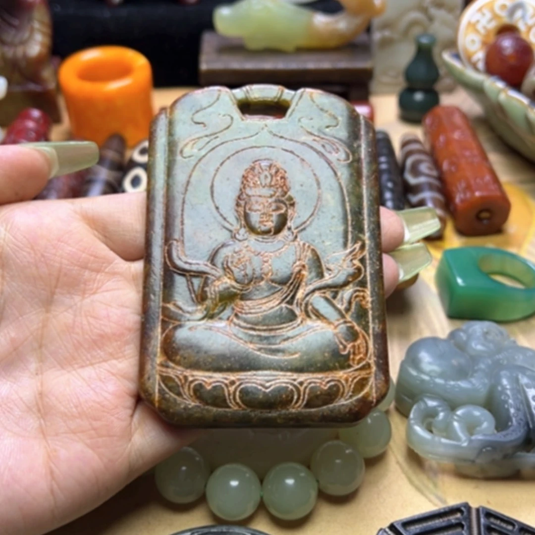 【闪购商品】蛇纹石玉未镶嵌颈饰