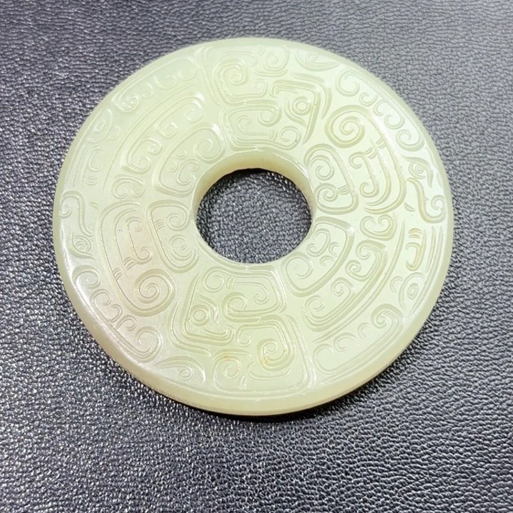 和田玉未镶嵌挂件燕*姐