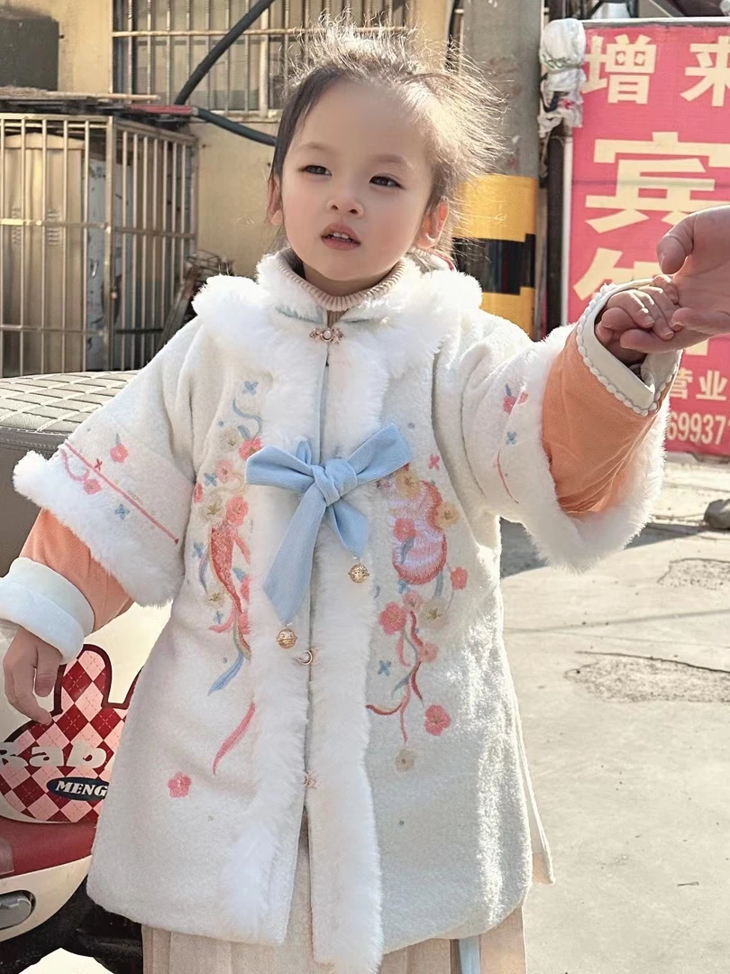 女童新年套装幼儿套装