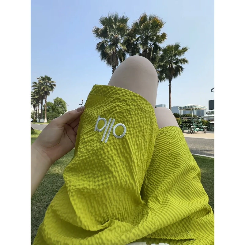 男短裤夏季薄款冰感美式宽松泡泡格夏季潮流休闲五分裤透气舒适