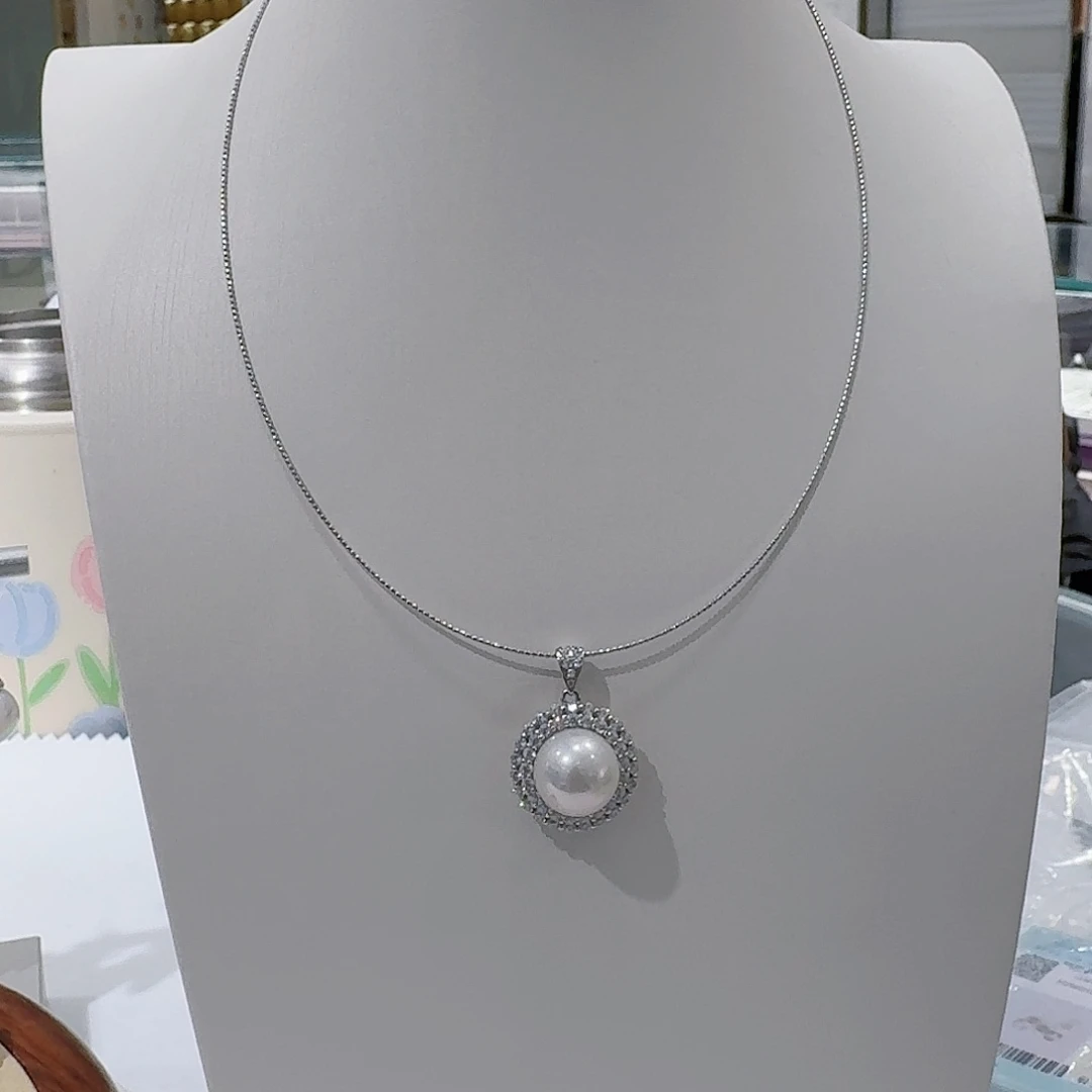 颈饰银S925镶嵌淡水珍珠