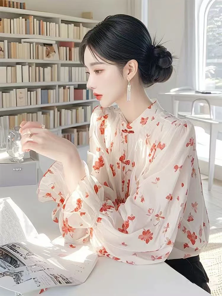 SS971红色印花衬衫春夏新款女装法式多巴胺上衣独特好看小衫