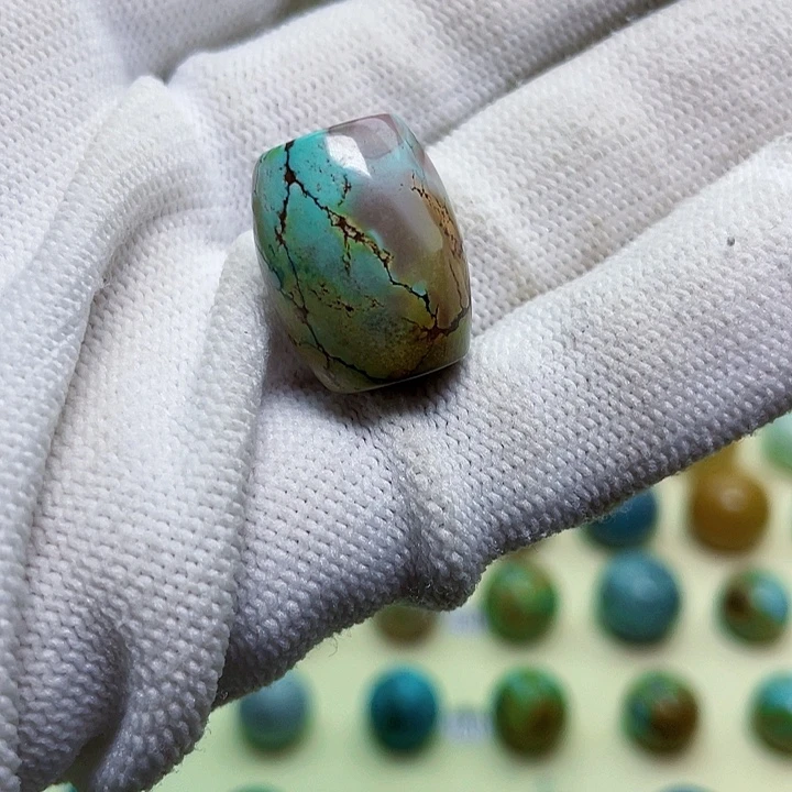 绿松石未镶嵌绿松石