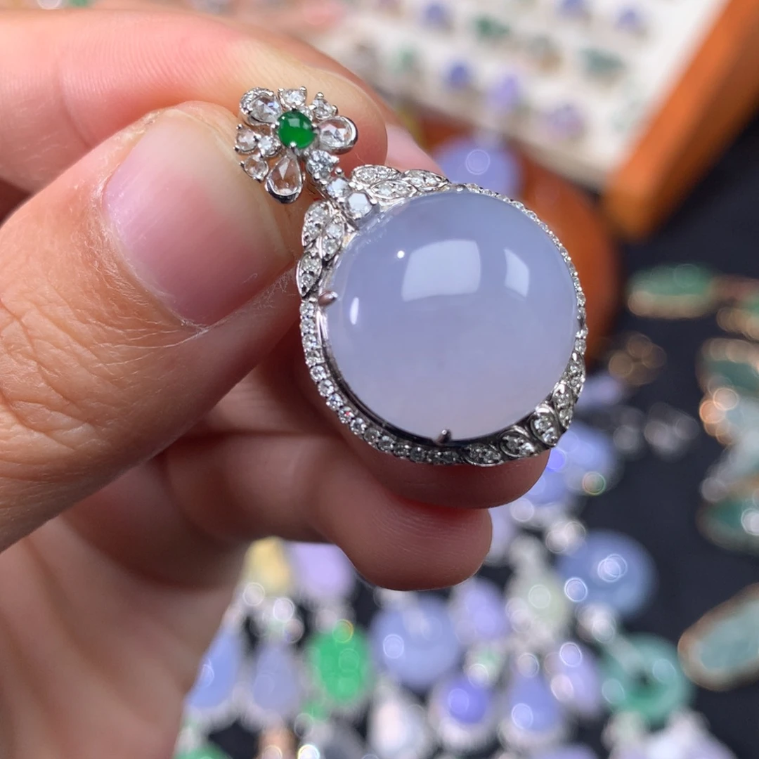 吊坠(不含链)18K金镶嵌翡翠