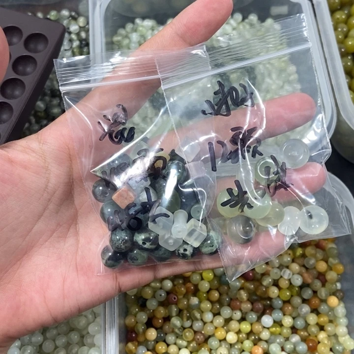 合金蛇纹石玉手链