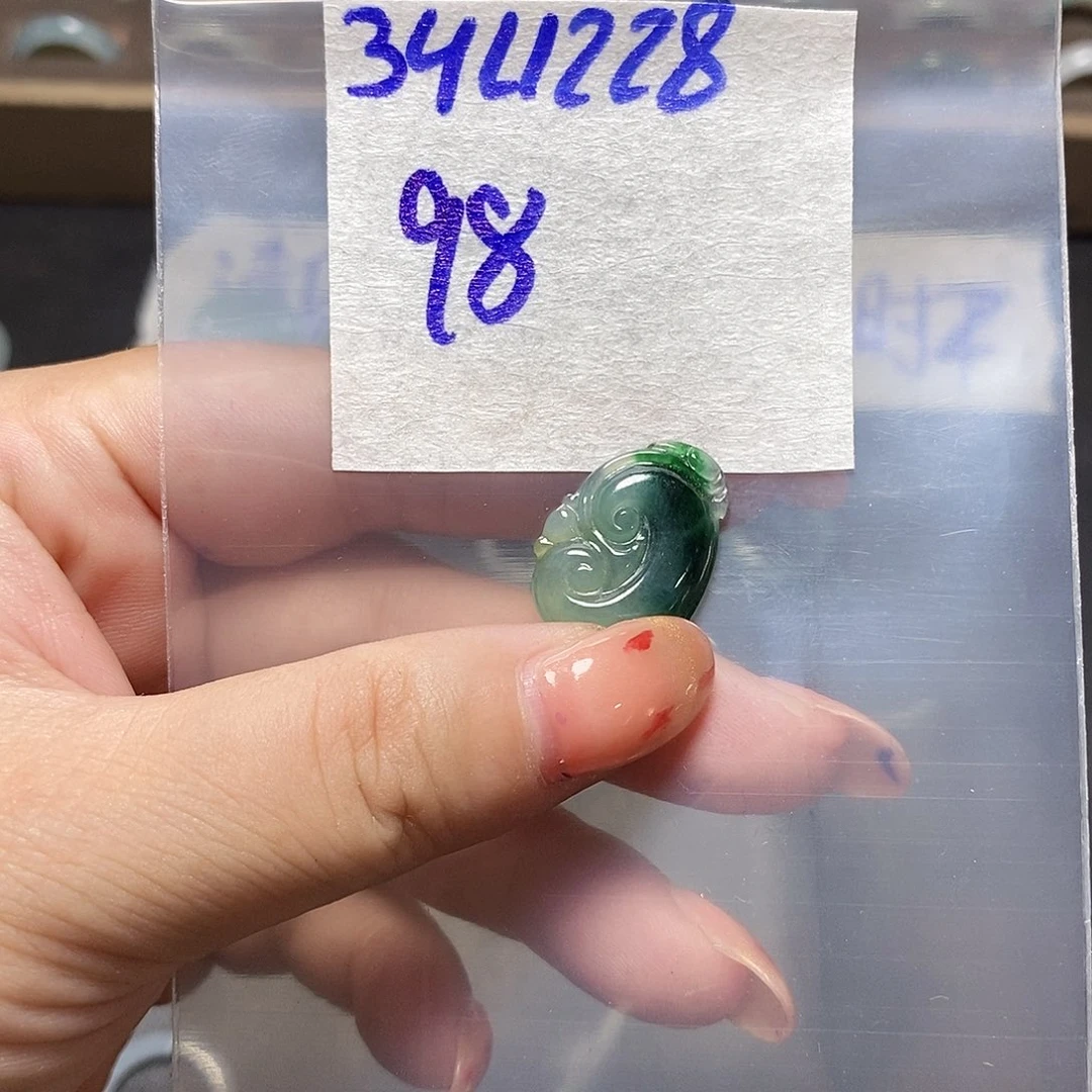 未镶嵌定制翡翠翡翠