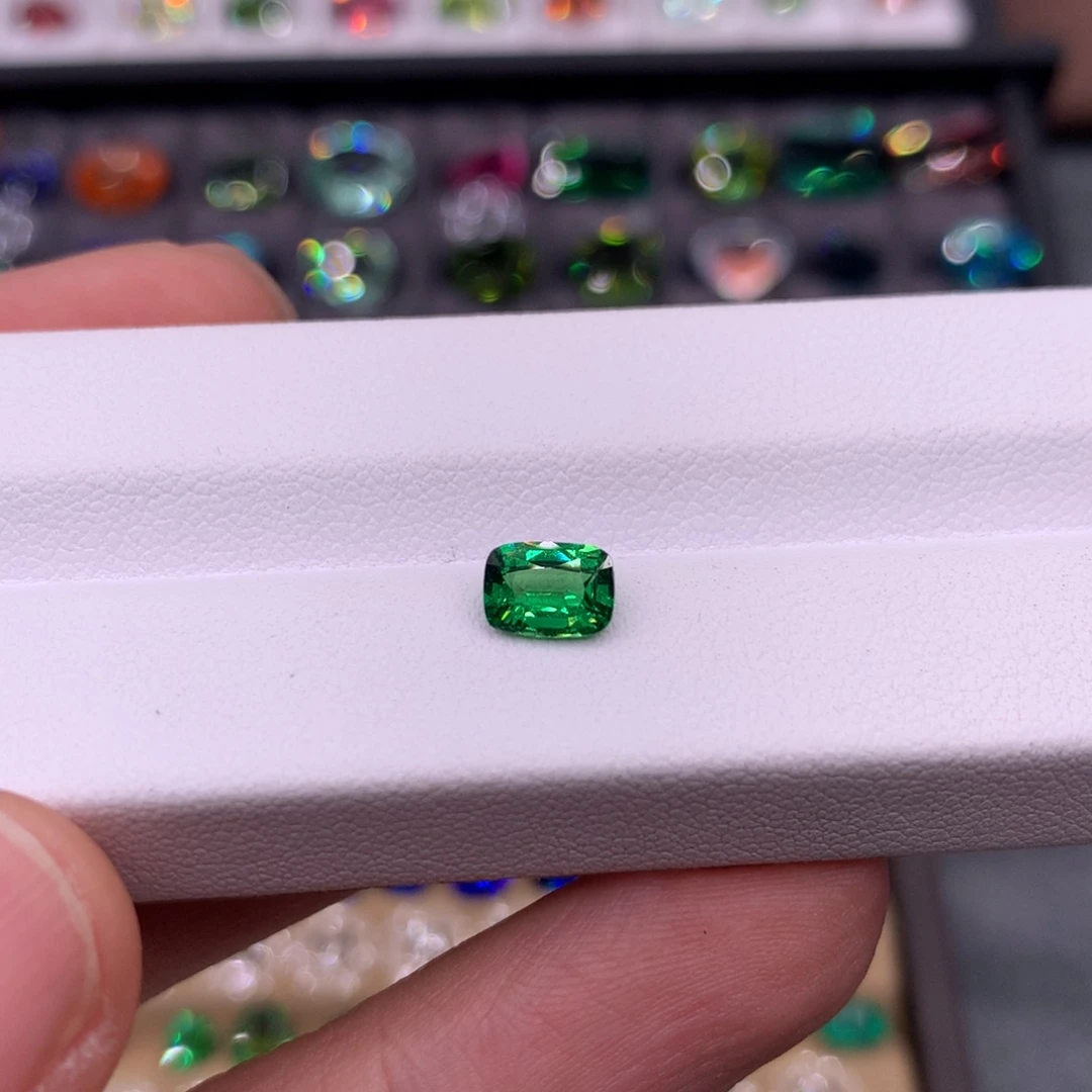 石榴石（沙弗莱）珠宝半成品未镶嵌