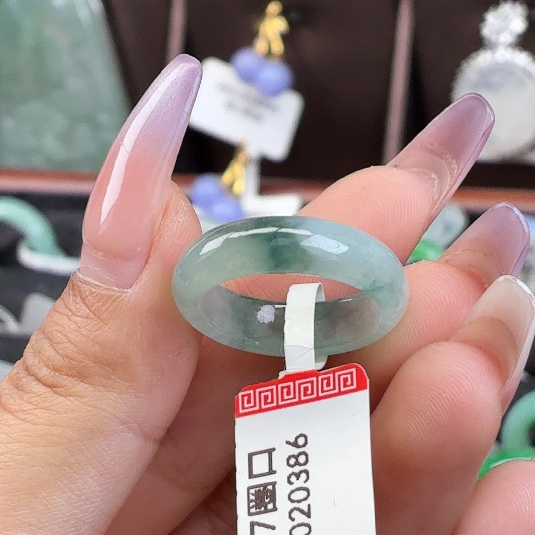 翡翠未镶嵌戒指翡翠戒指