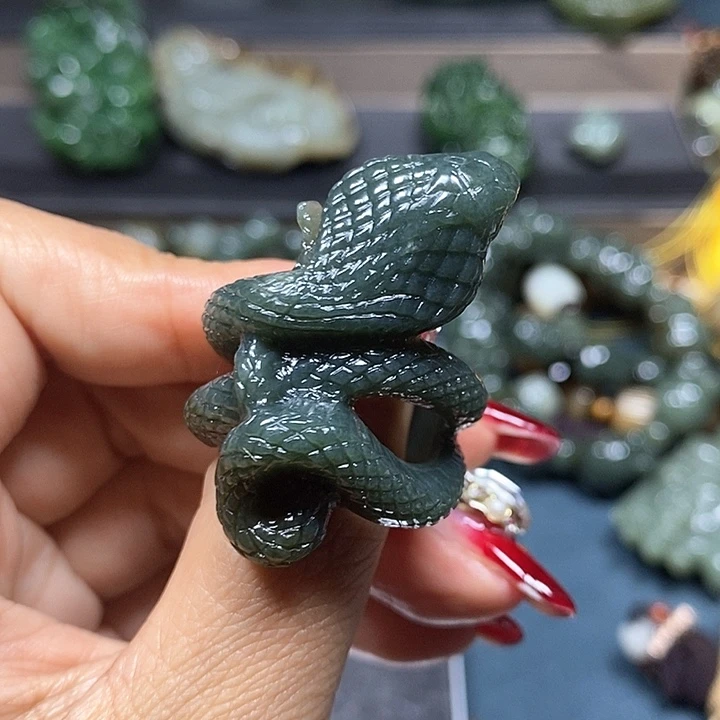 和田玉挂件未镶嵌