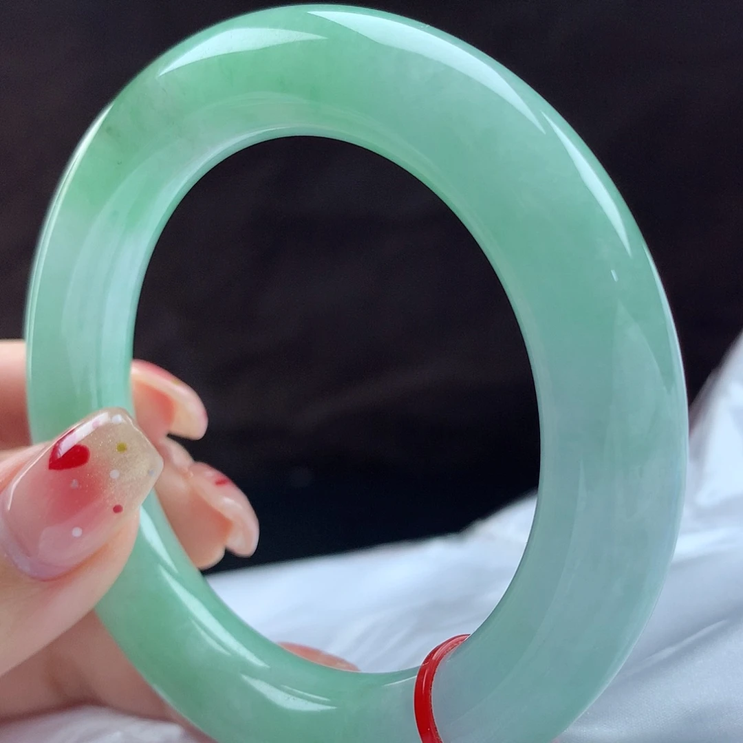 翡翠手镯未镶嵌96615，