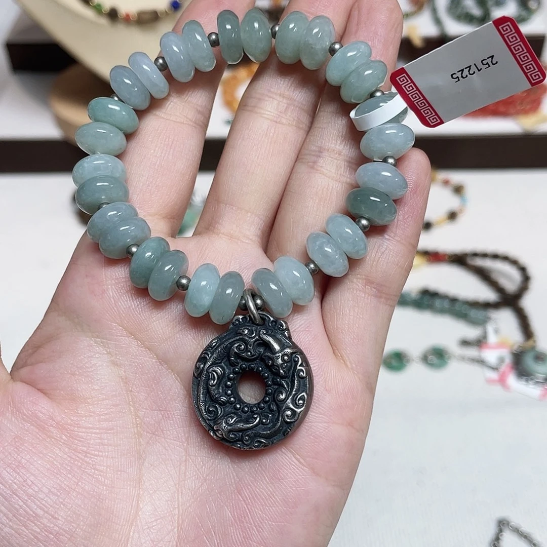 足银足银錾刻配饰手链