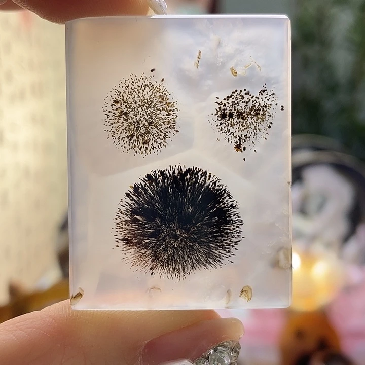 玛瑙/玉髓未镶嵌珠宝奇石