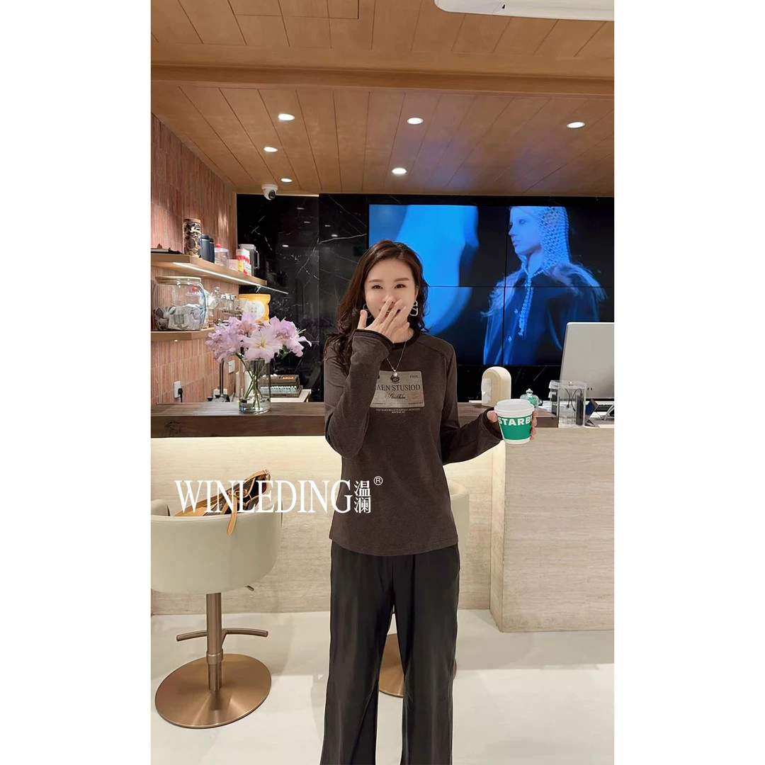 温澜服饰·雅 圆领印花字母做旧长袖T恤20523