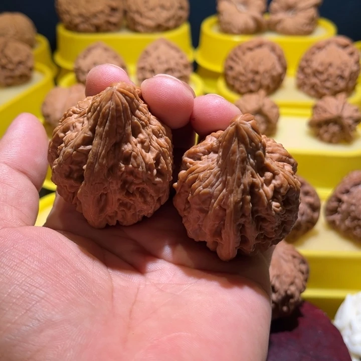 吊坠桃核大古石全品