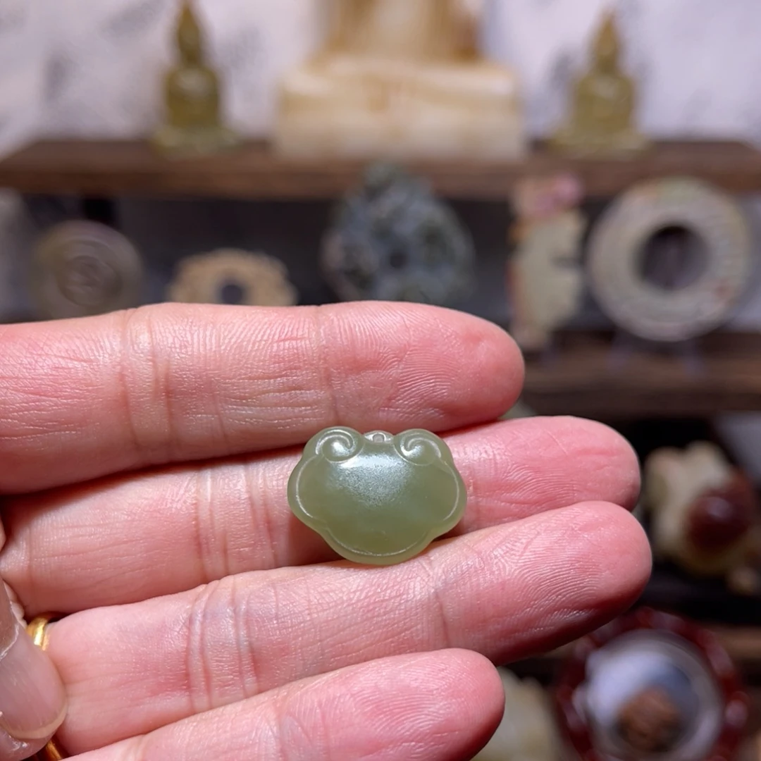 和田玉颈饰未镶嵌阿*木