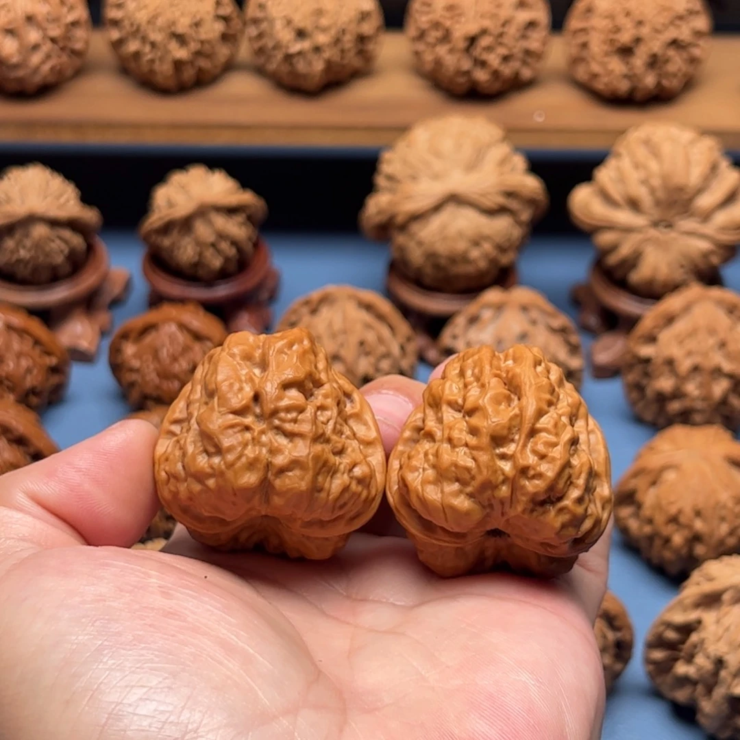 把件文玩核桃开背蹬腿蛙42尺