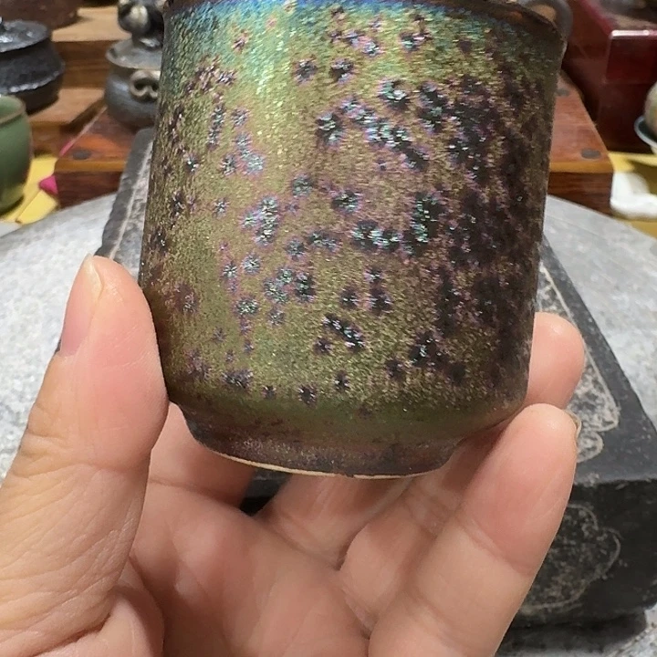 主人杯一个，瓷。。。