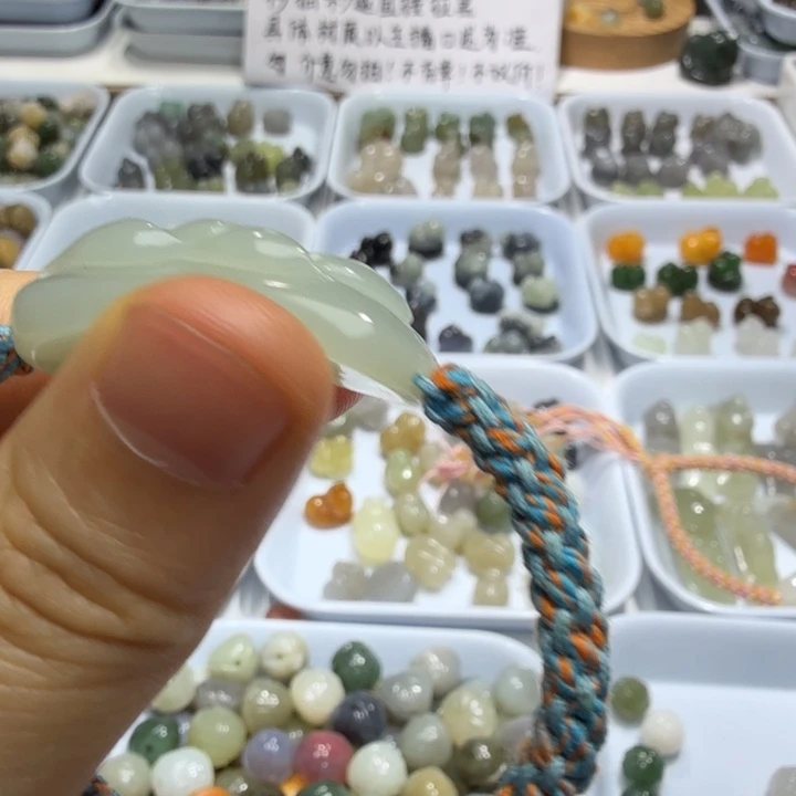 余***余未镶嵌和田玉珠宝半成品