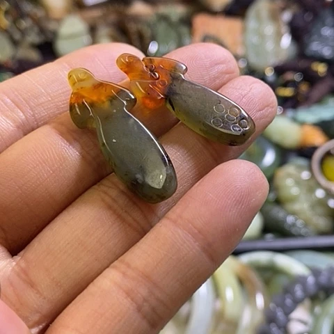 岫玉银S925镶嵌耳环一对