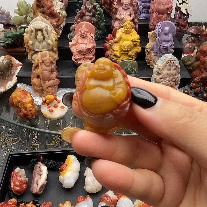 石英质玉未镶嵌颈饰