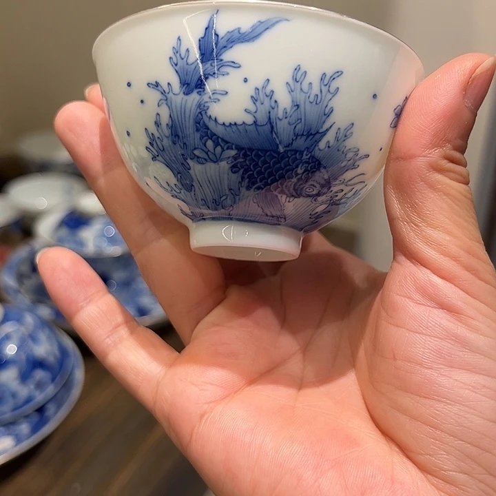 赋春寻隐超薄胎鱼杯