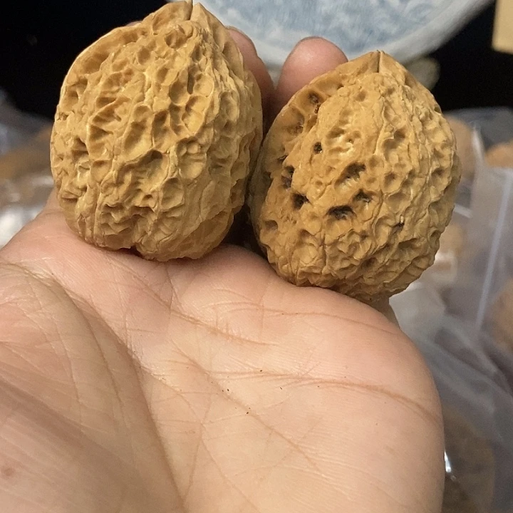 把件文玩核桃云南铁核桃基地76