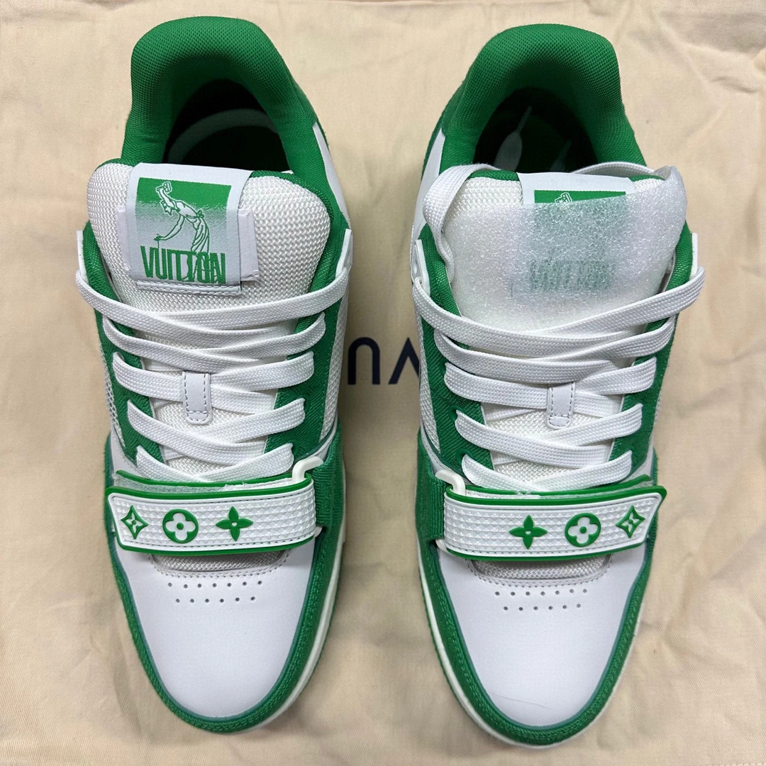 全新未使用 LV Trainer 白绿魔术贴运动鞋 5码 D19465