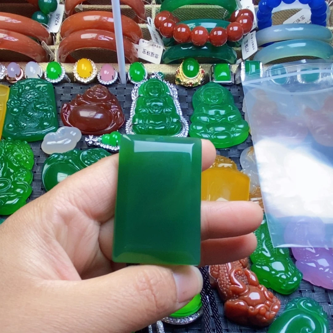 洁***身玛瑙/玉髓未镶嵌颈饰