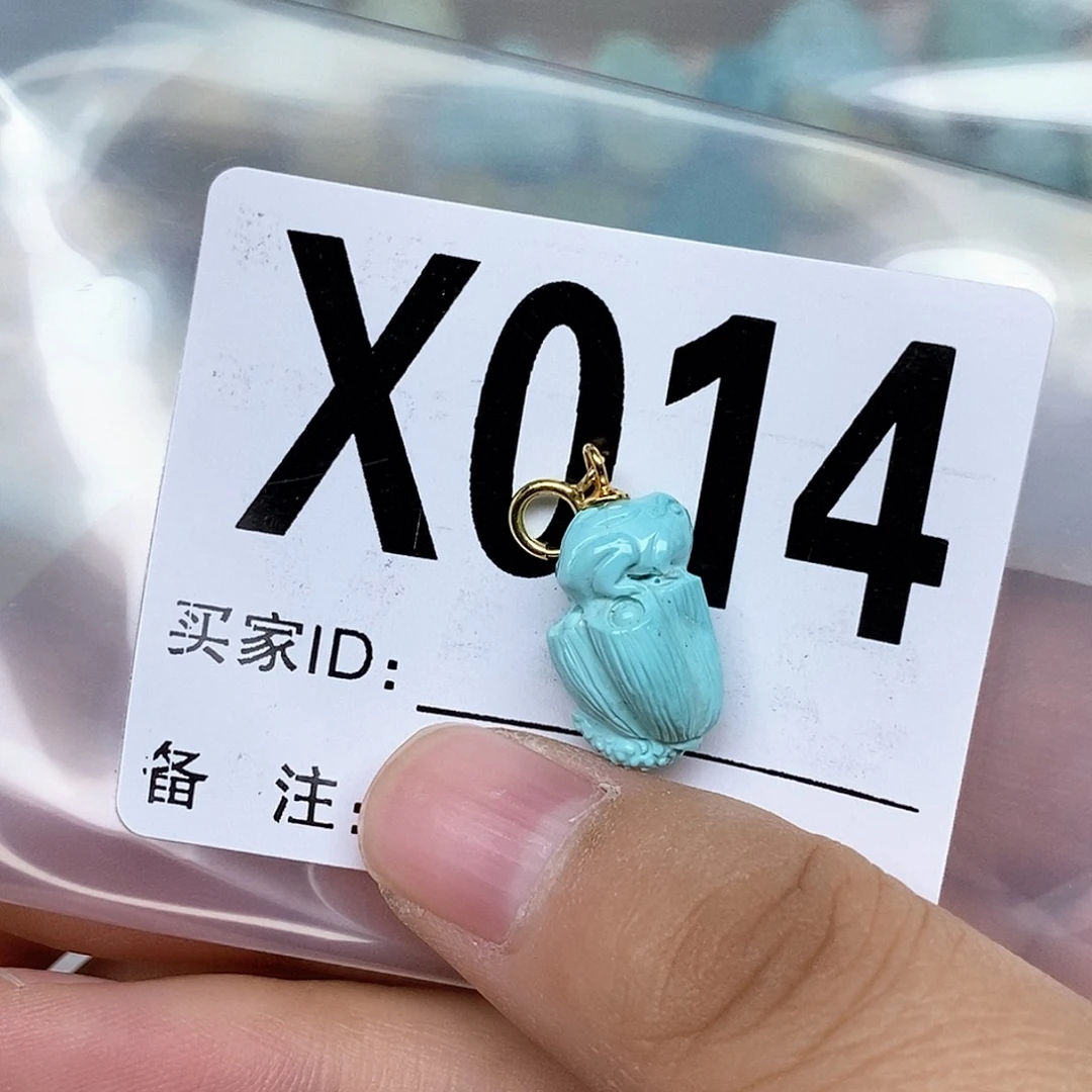绿松石配饰未镶嵌?*