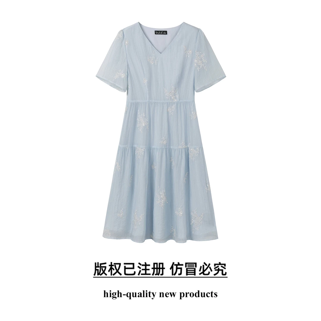 奢姿大码女装2025夏季V领刺绣简约气质连衣裙胖妹妹时尚轻奢裙子