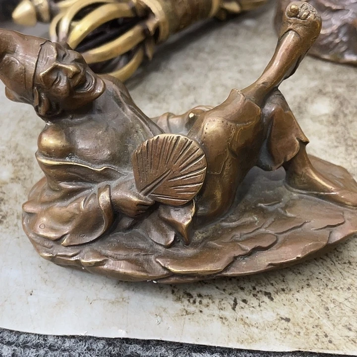 ****铜Ffbjgfjjgghhcvjjvvkkggjkkj