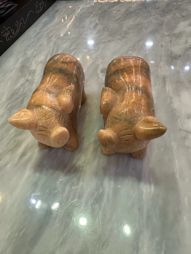 《招财猪》家居摆件