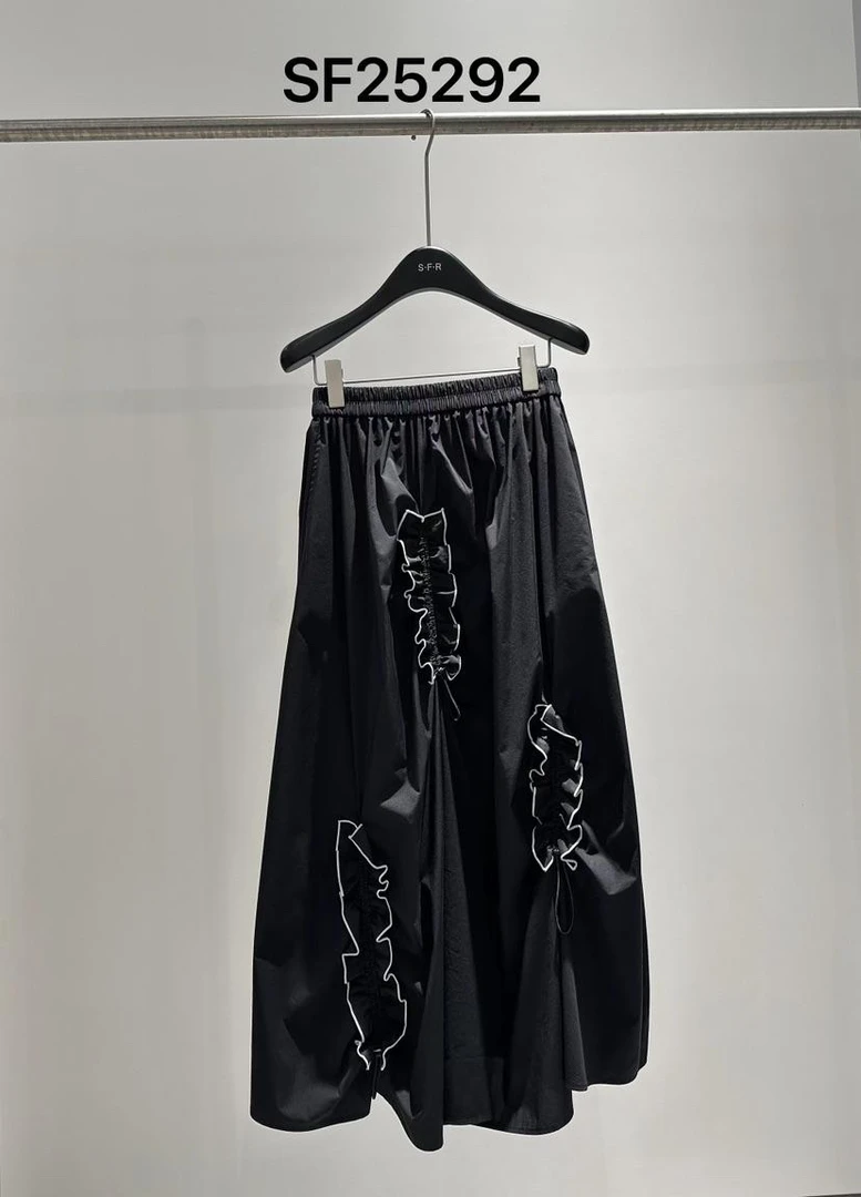 卡麦酱-MUXI 撞色木耳边波浪半裙 25292