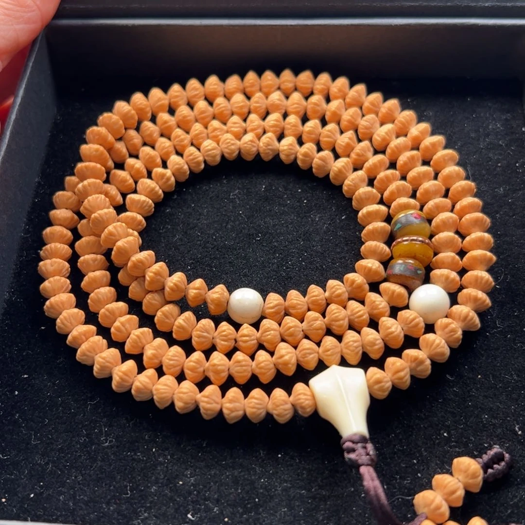 莲花菩提吊坠?****?新春福利小笼包168+12