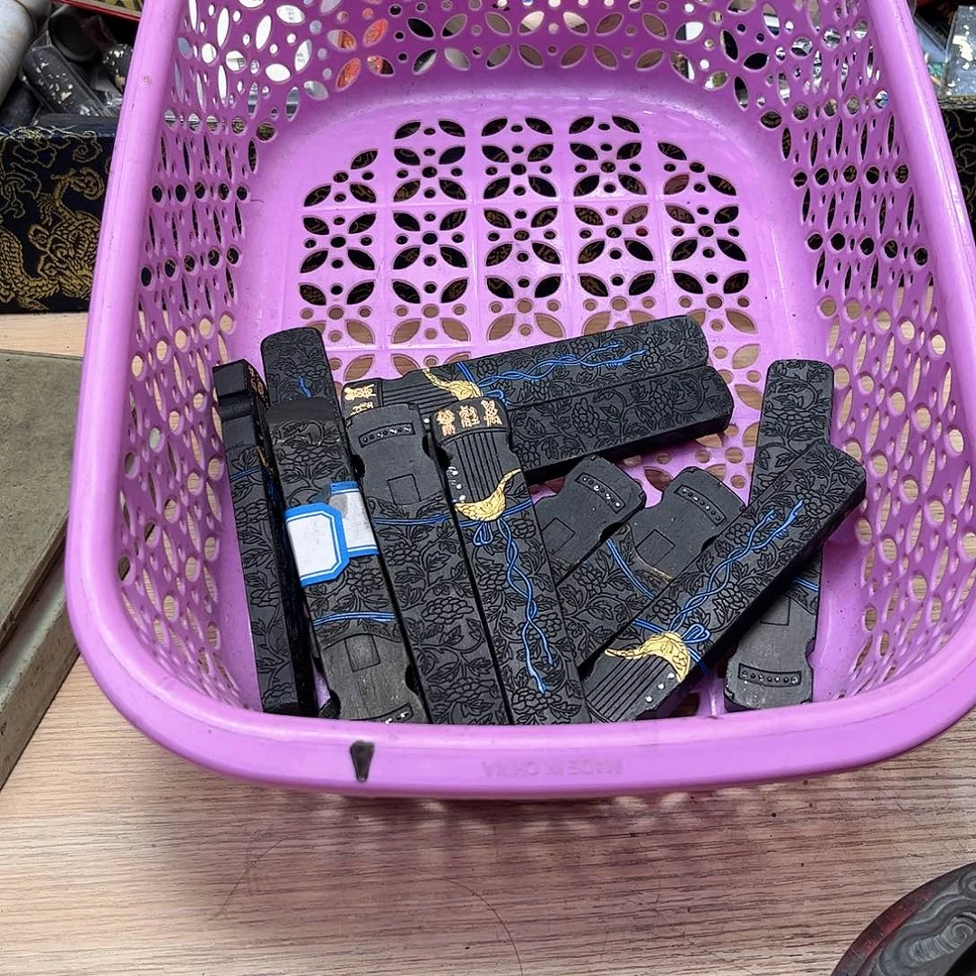 8个高哈哈哈哈哈哈哈哈
