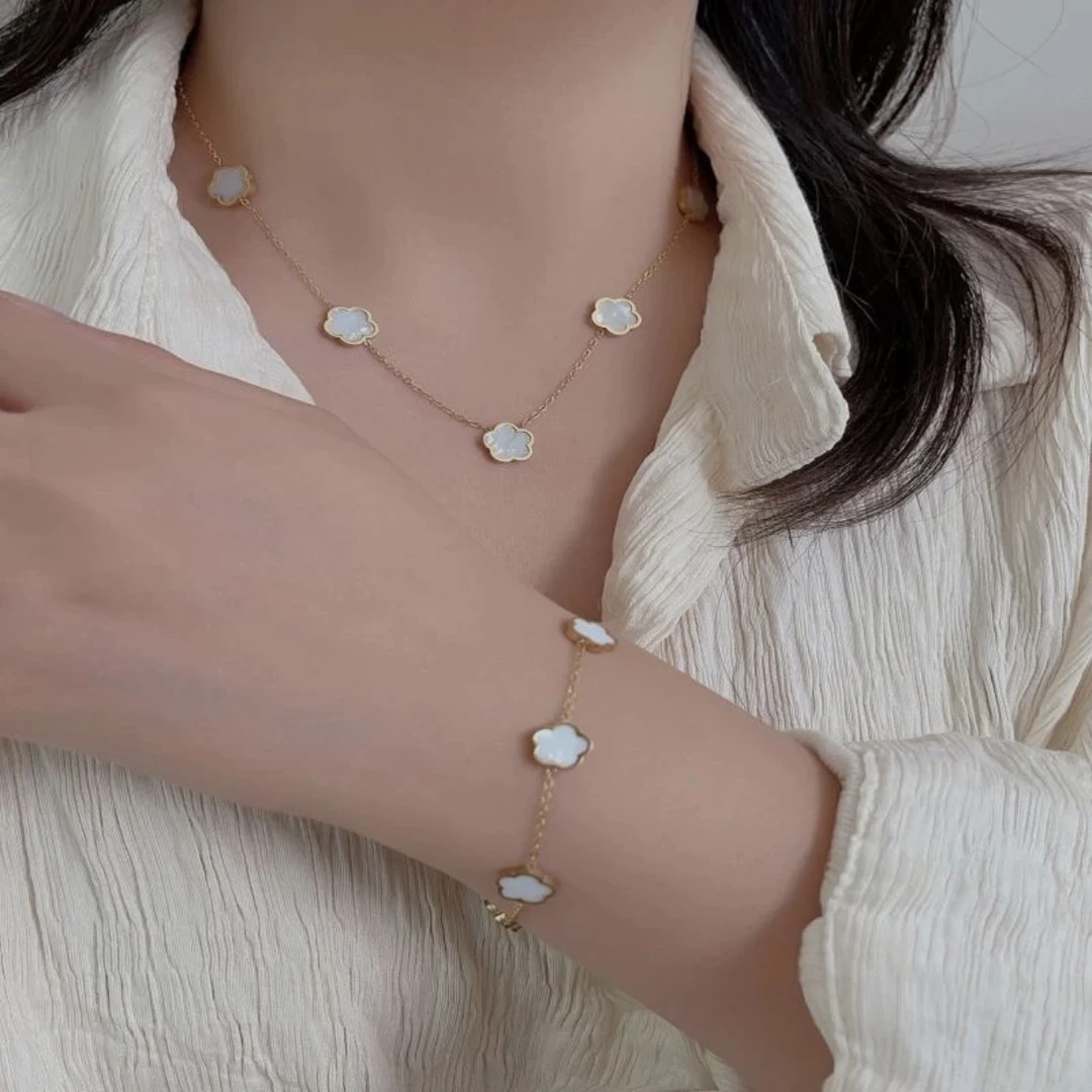 钛钢项链 五叶草五花3件套轻奢气质手链项链耳钉小众时尚百搭套装