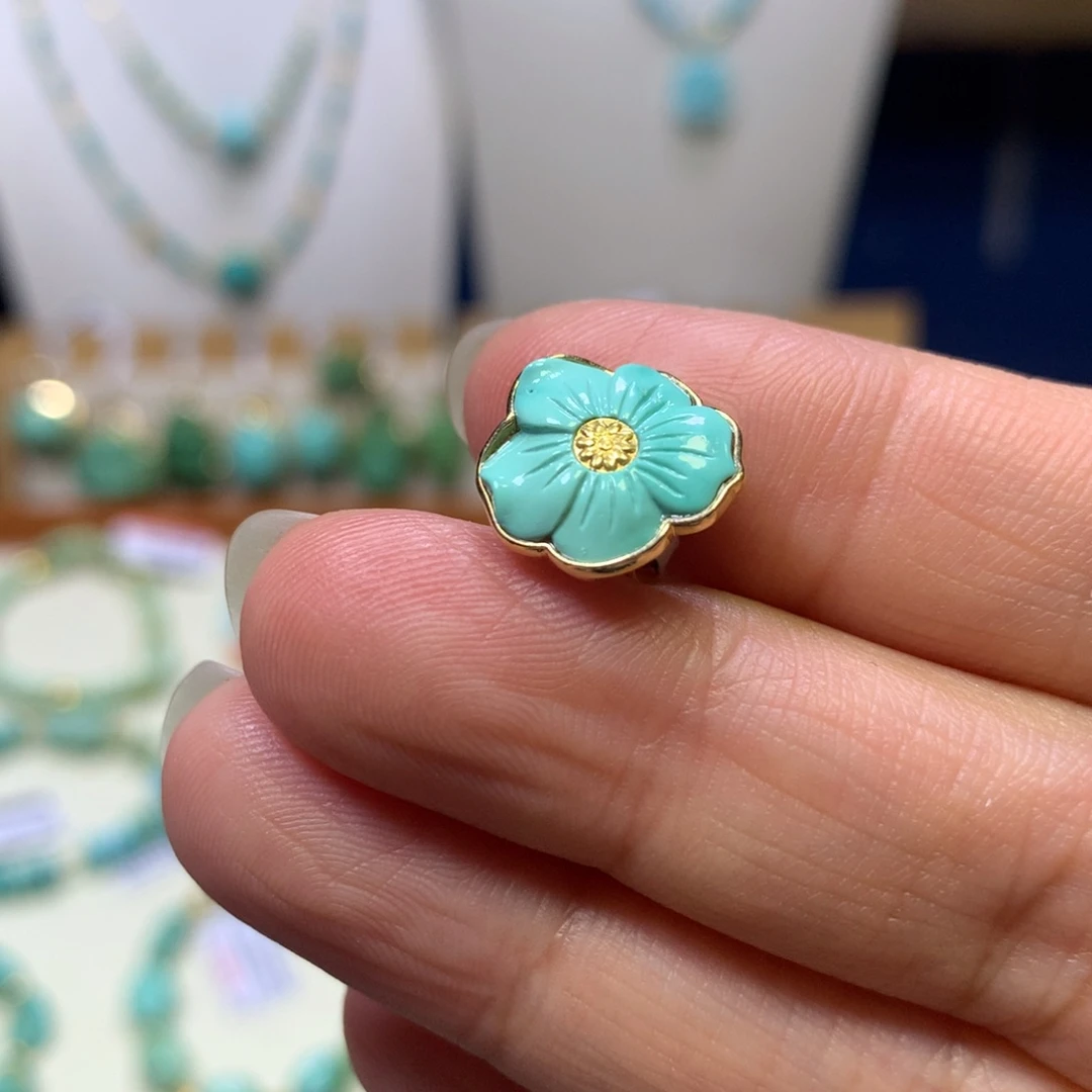 绿松石18K金镶嵌花卡子