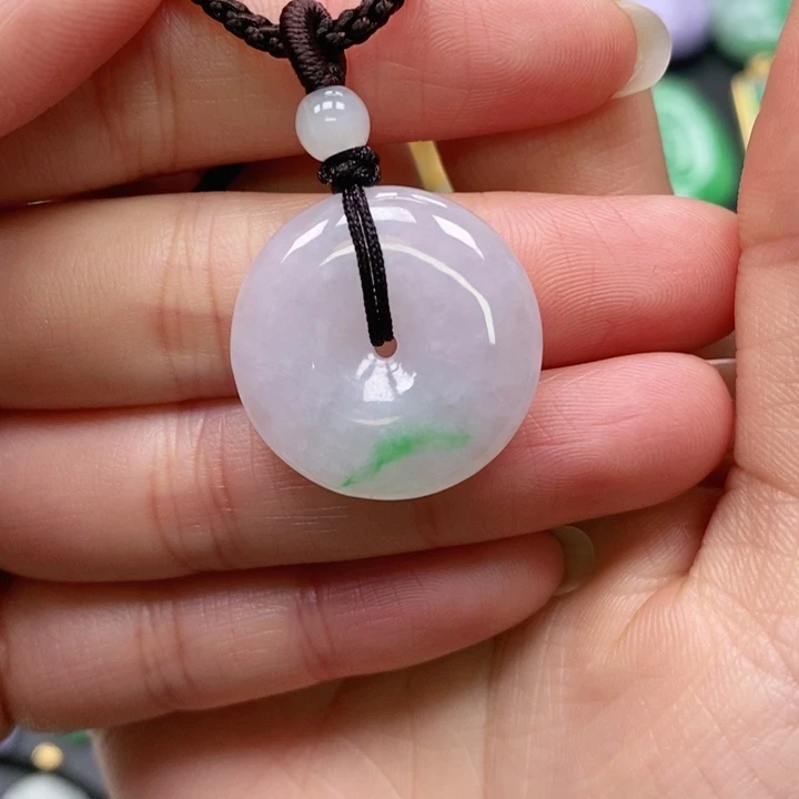 翡翠颈饰未镶嵌吊坠